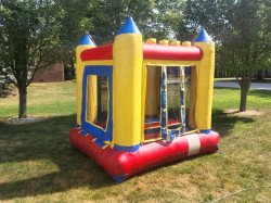 20220704 101200 1672101658 8ftx8ft Small Bounce House